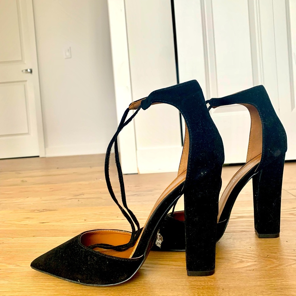 Black chunky heels!